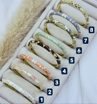 دستبند النگویی میناکاری طرح گلدار